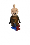 ロシア人なに考えてんだ！　有名コラ画像「熊に乗るプーチン」を本当にフィギュアにして販売する剛の者が登場